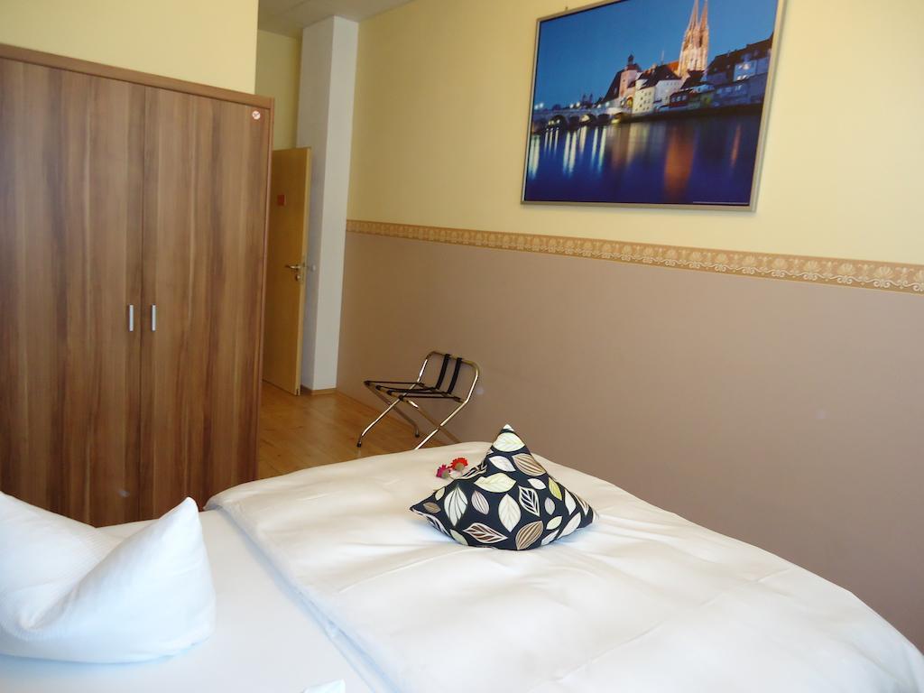 Stadthotel Regensburg Quarto foto